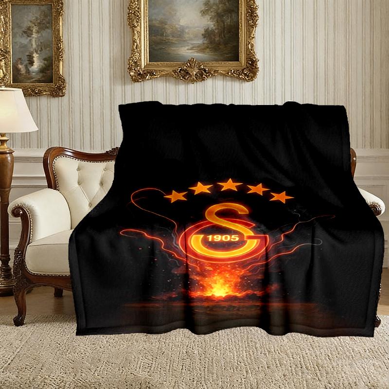 Soft Galatasaray SK Blanket Perfect for Snuggling Up on the Sofa, Ideal for Cozying Up in the Bedroom