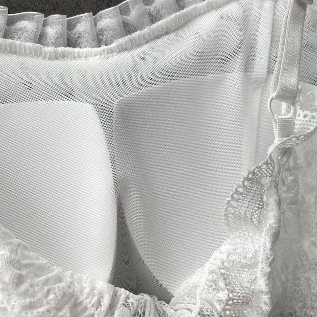 Lace Camisole: Backless, Hollow, Pleated, Elastic, Mid-Length, Strapless Bandeau for Women's Inner & Outer Wear.