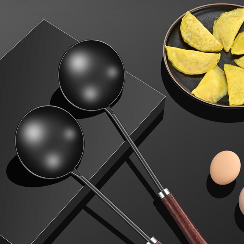 Oil Separators Spoon Wood Handle Iron Spoon Metal Frying Spatula Easy to Clean Kitchen Tool for Cooking and Stir Frying