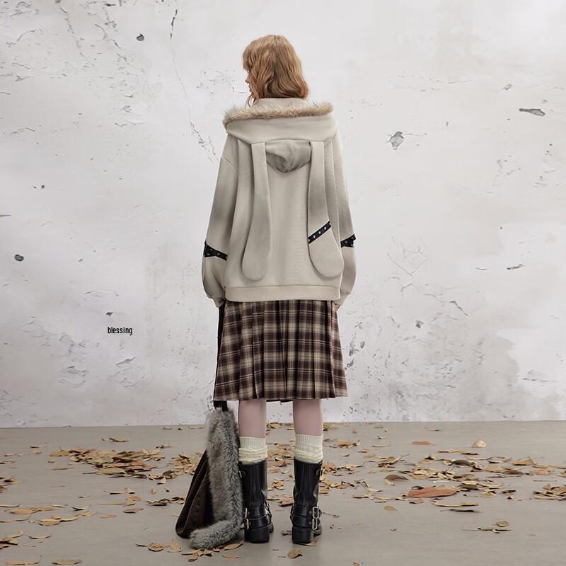 UNIFREE Distressed Faux Fur Collar Hooded Sweatshirt