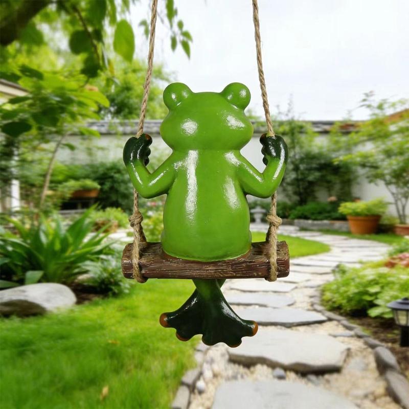 Swinging Frogs Garden Figurine, Resin Hanging Yard Decors for Patios Porch Balconies Tree Branch Plant Area and Mini Landscape, Collectible Ornament