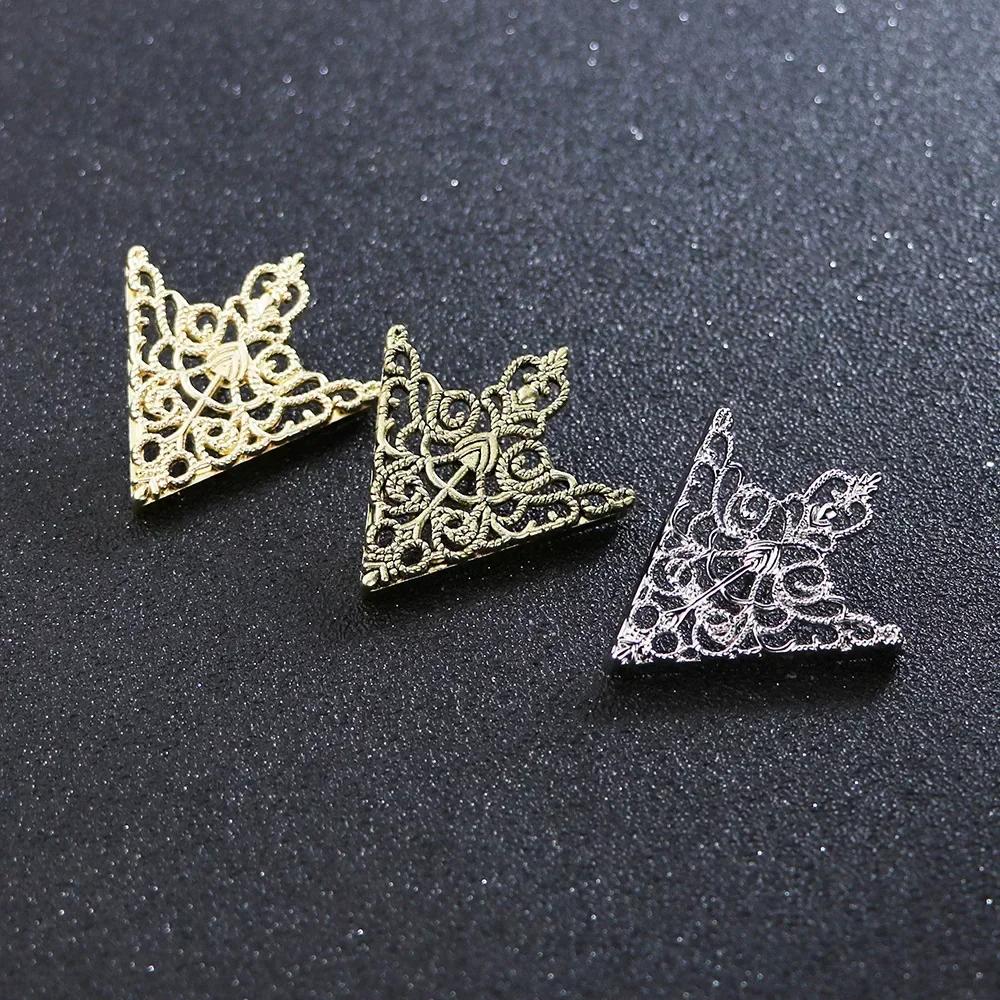 I-Remiel Vintage Driehoek Kroon Kraagspeld voor Mannen Vrouwen - Uitgesneden Broche Embleem Sieraden voor Shirt Pak Accessoires