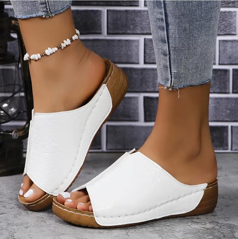Summer New Slope Heel Platform Slippers Open-toed Fish Mouth Sandals Foreign Trade Women's Shoes Large Size Cross-border Cool Slippers