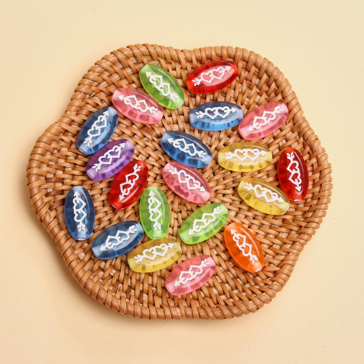 

20 шт. 17,5*9,5 мм овальные акриловые одна стрела через сердце из бисера ювелирных изделий браслет брелок