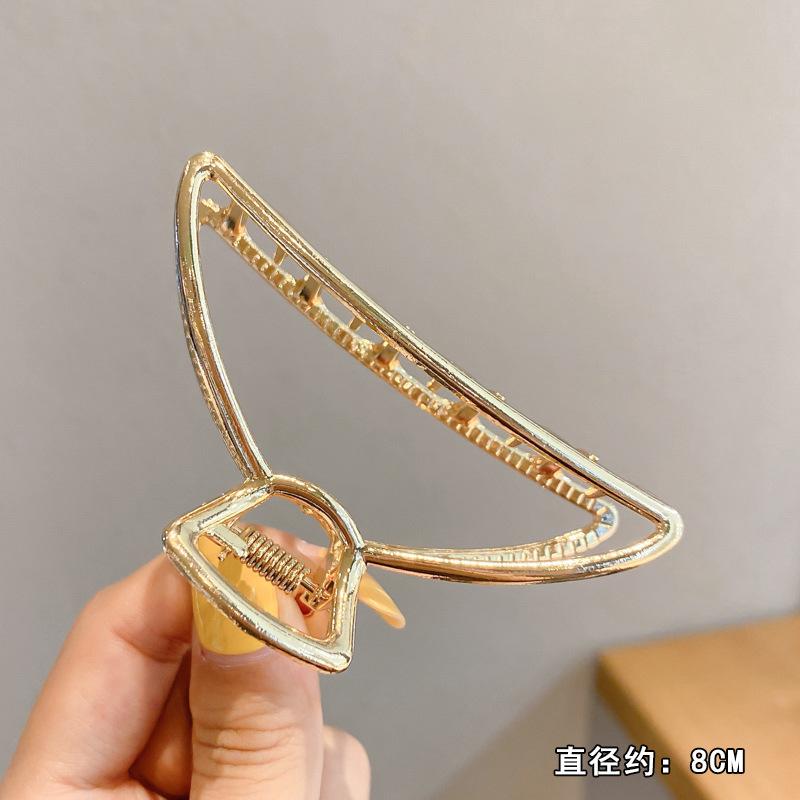 Fashion Metal Grab Clip Korean Large High-end Sense Hair Grab Retro Headwear Elegant Alloy Shark Clip Pearl Hairpin
