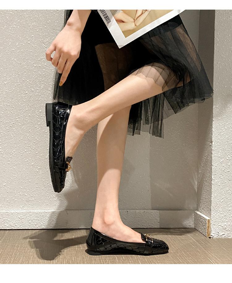 Moda 2025 Nowe Luksusowe Damskie Płaskie Buty Kwadratowy Nosek Płytki Wierzch Miękka Podeszwa Wygodne Małe Skórzane Buty Modne Buty Casualowe