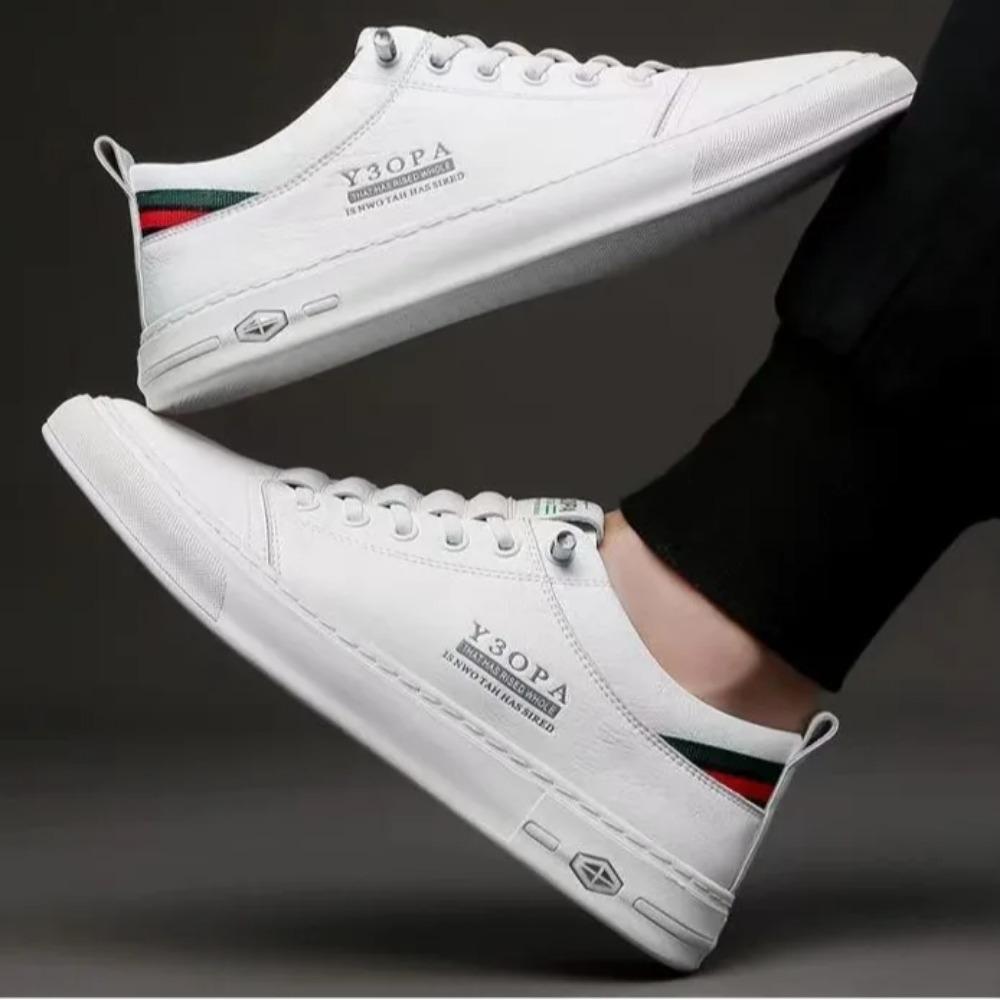 Summer breathable soft sole white shoes, casual men's shoes, versatile and fashionable lace up men's trendy men's shoes