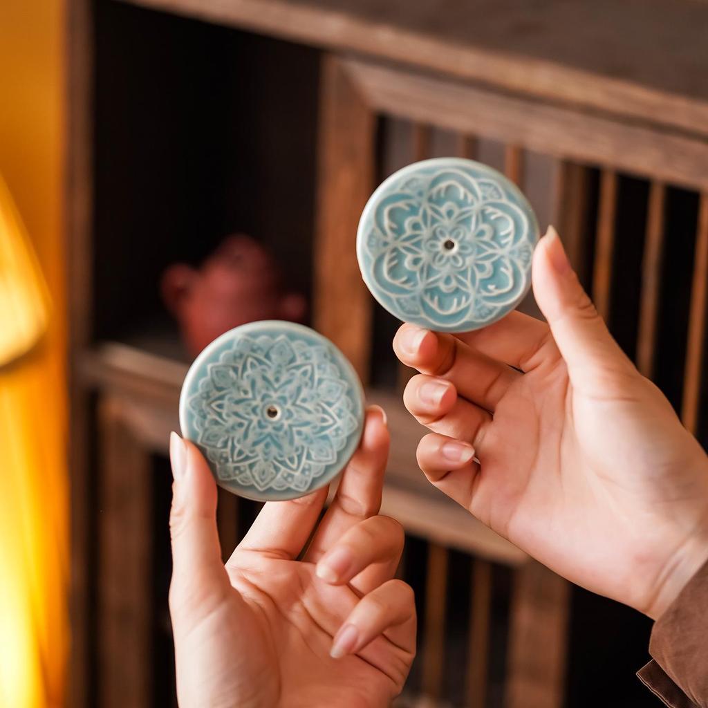 Celadon Lotus Bloom Incense Holder - Ceramic Flower Ornament for Home and Tea Ceremony