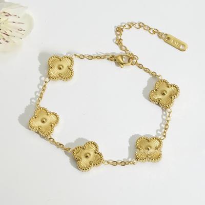 Kleeanhänger 18K Damenarmband Ein modisches und trendiges Glücks-Kleeanhänger-Armband