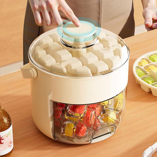 Ice Bucket 2-in-1 Large Capacity Ice Storage Bin Press-Release Ice Cube Tray with Airtight Lid And Ice Scoop Food-Grade Safe Ice Tray for Home RV