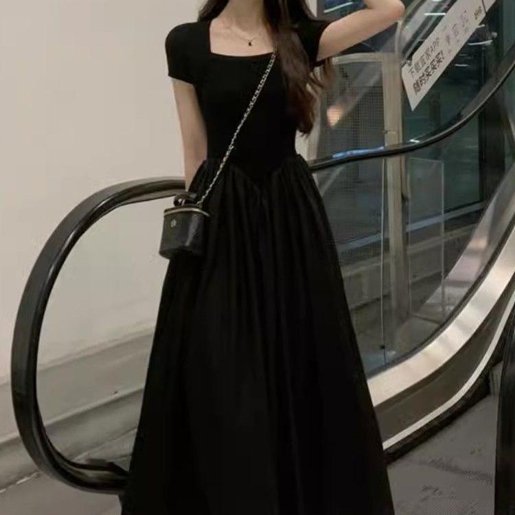 Hepburn-Style Waist-Cinched Slimming A-Line Black Dress - Women's 2026 Summer Short Sleeve Mid-Length