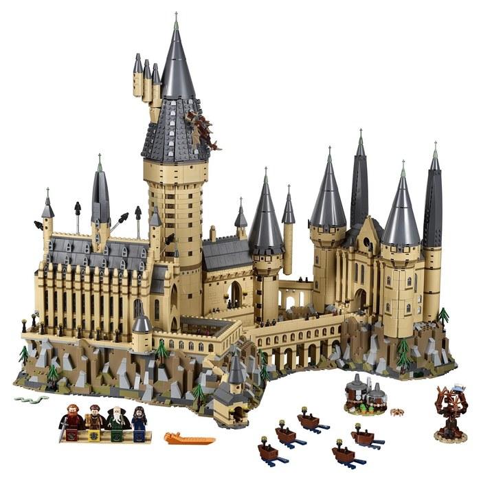 LEGO Harry Potter Hogwarts Castle 6020-Piece Model 71043, Multicolor