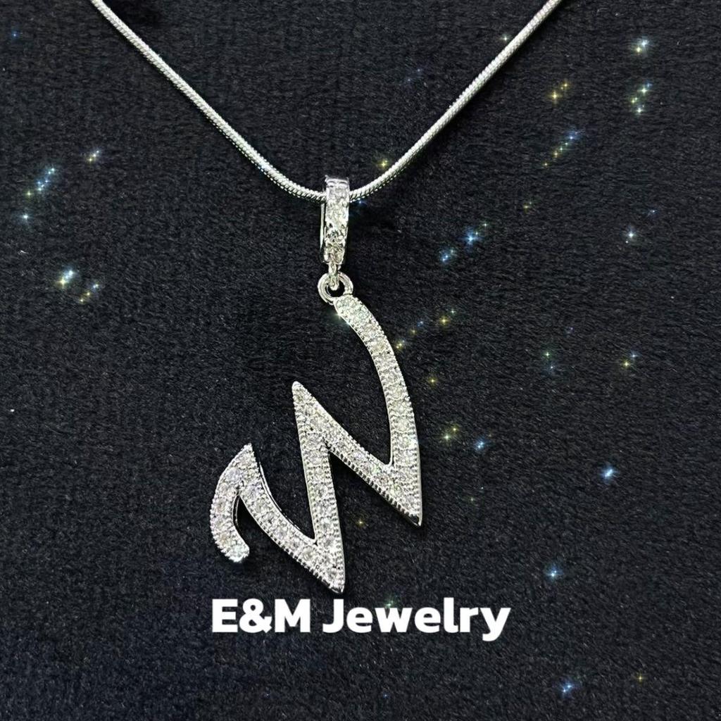 Königliches Hof-Halsband inspiriert von Mean Girls - Set mit Anhängern: Kreuz, Krone & römische Ziffern, vollständig besetzt mit Zirkonia - Luxuriöser, vergoldeter Kupfer-Choker für Damen
