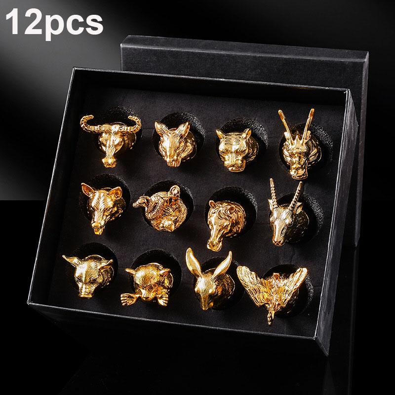 

Набор из 12 бокалов для вина и напитков с изображением знаков зодиака. Небольшие бокалы для вина, фляги, имитация посуды для напитков. Изысканный подарок. жёлтый