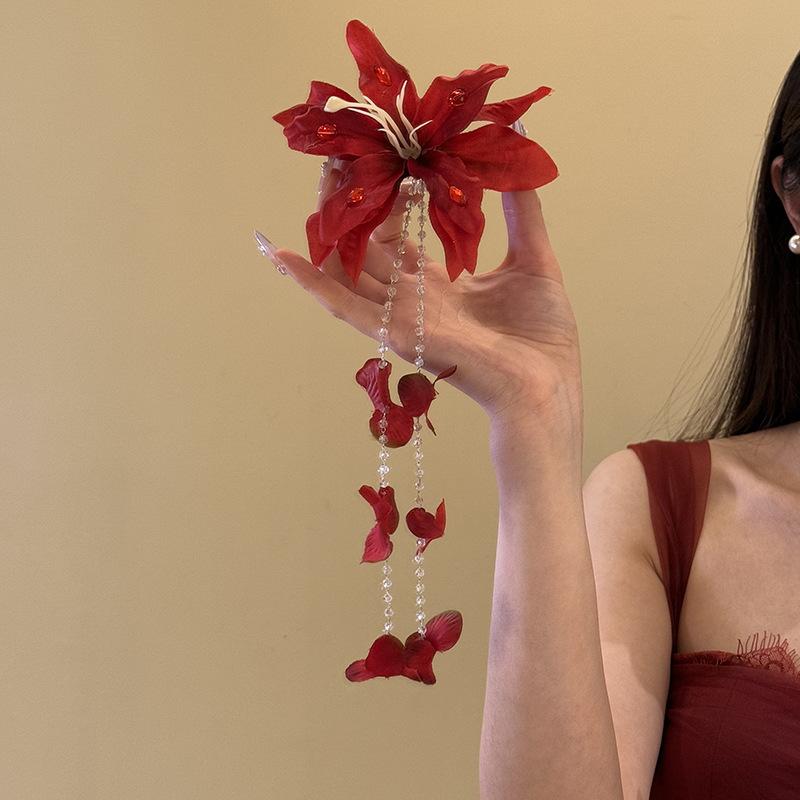 Red Fabric Flower Hair Clips for Women Sweet Petal Long Tassel Barrettes Duckbill Clip Hairpins Summer Holiday Hair Accessories