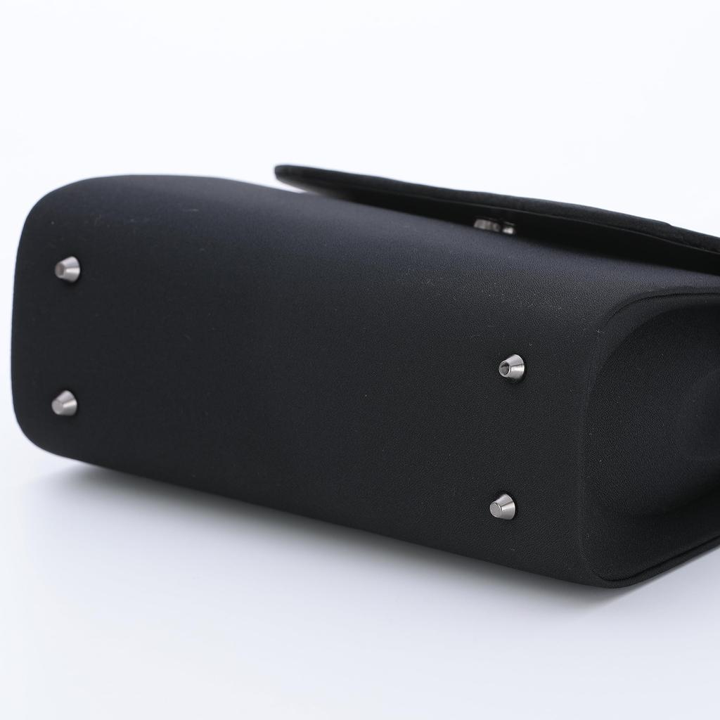 [hotlips] Large Formal Bag, Black, Perfect for Funerals, Weddings, Funerals, and Other Ceremonies. Perfect for both formal and formal occasions.