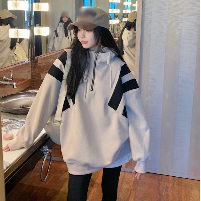 Plus Size Color Block Sport Pullover Hoodie - Slimming Women's Loose Top for Spring & Autumn