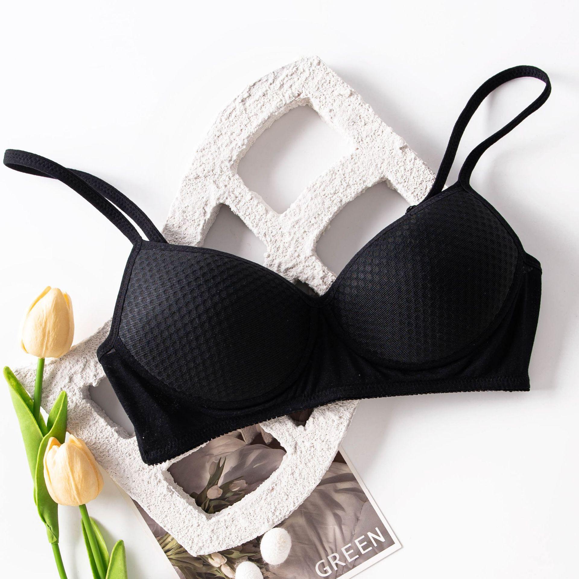 New breathing silk underwear women s bra new steel-free double-breasted bra French mulberry silk underwear beautiful back M