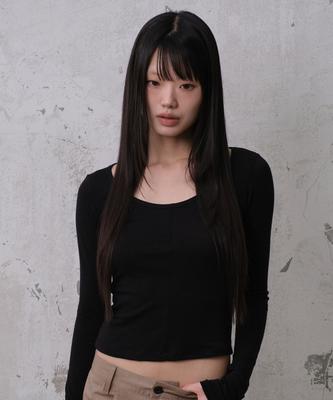 Daibeuinumeon U-Neck Long Sleeve (Black)