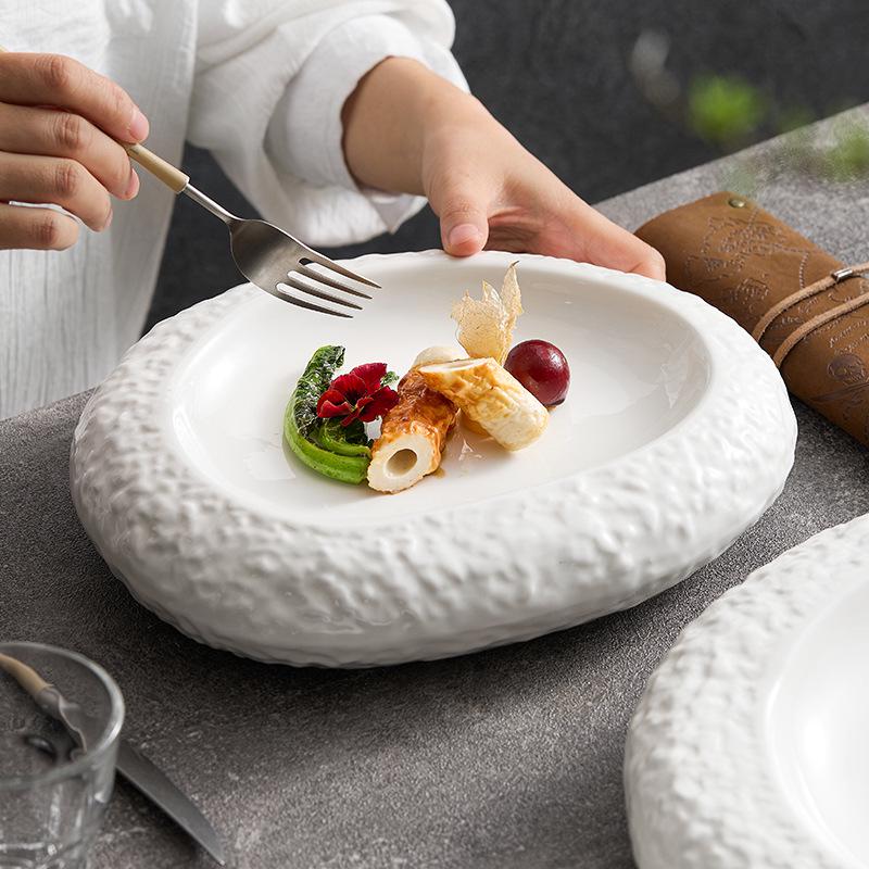 Artistic Ceramic Rock Pattern Plate: Irregular, High-End Design for Creative Cuisine In Hotels and Private Kitchens