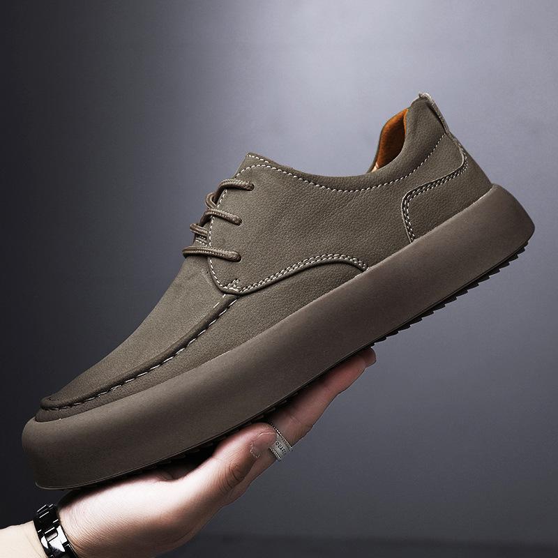 2025 New Men's Leather Shoes Summer Breathable Soft Sole Punched Hollow Round Head Leather Casual Shoes Trendy Loafers