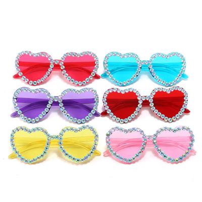 Heart Shaped Frameless Rhinestone Decoration Glasses Fashionable Red Glasses for Women Suitable Masquerade Parties Festivals