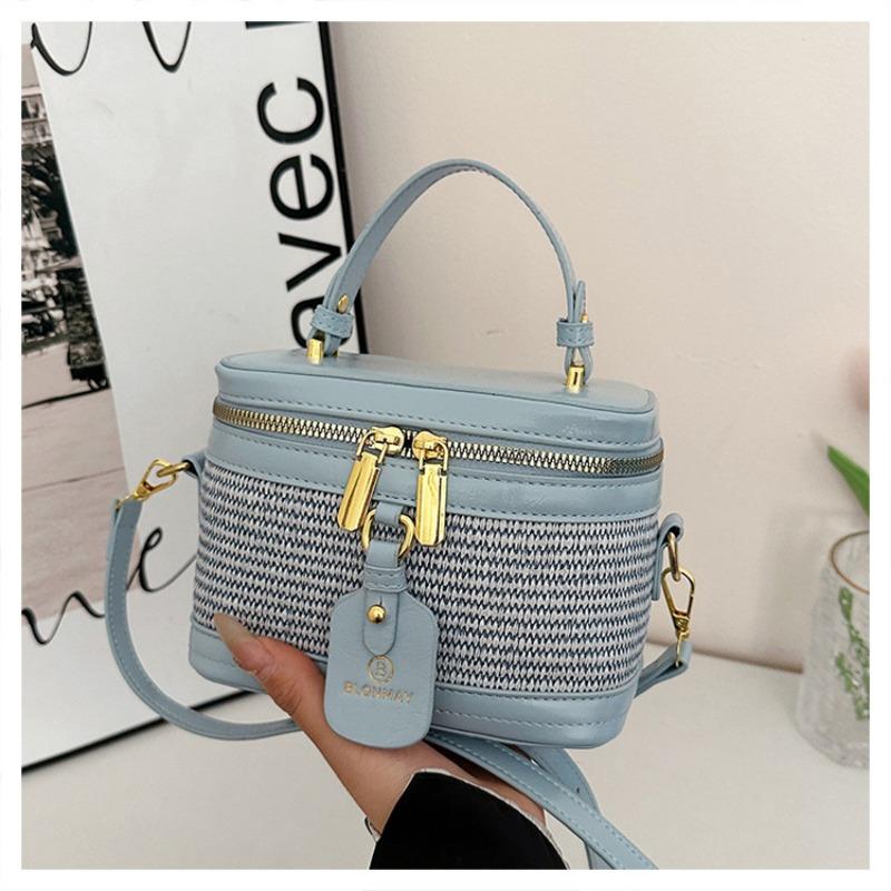 New niche women's bag versatile shoulder messenger bag high-end sense portable box box bag women