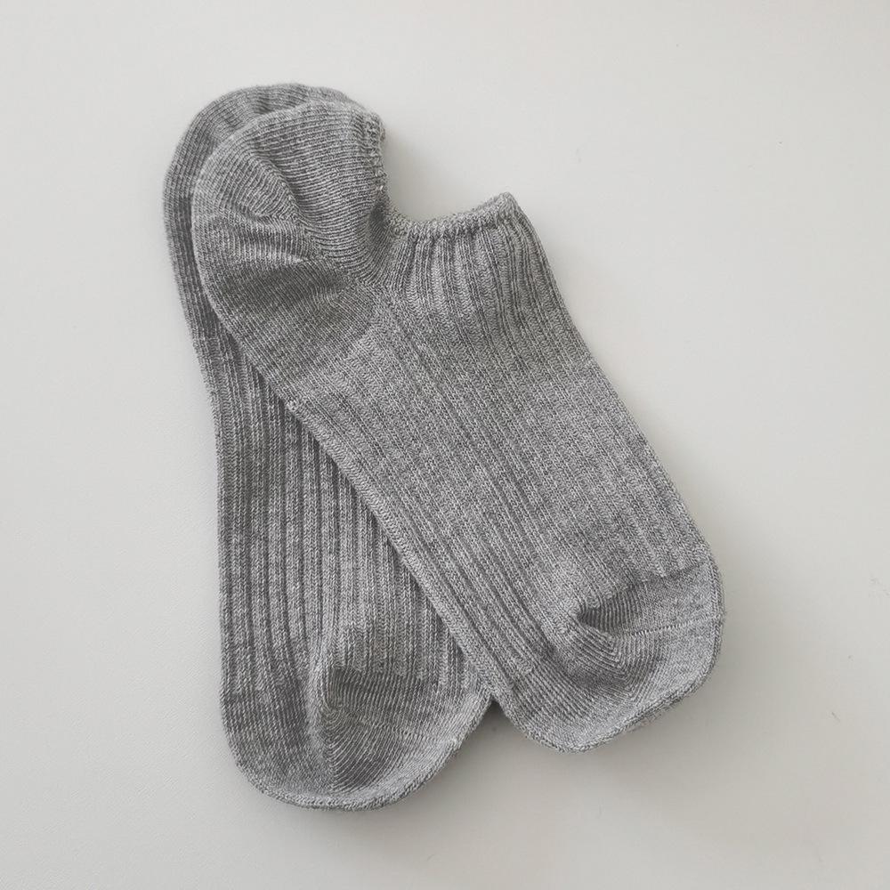 

Женские хлопковые носки-невидимки кремового цвета: Дышащие, Нескользящая пятка, Низкая посадка, Вертикальные полоски для весны и осени. One Size