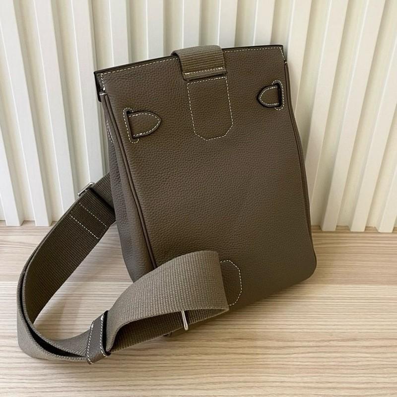 Unisex Genuine Leather Chest Bag 2026