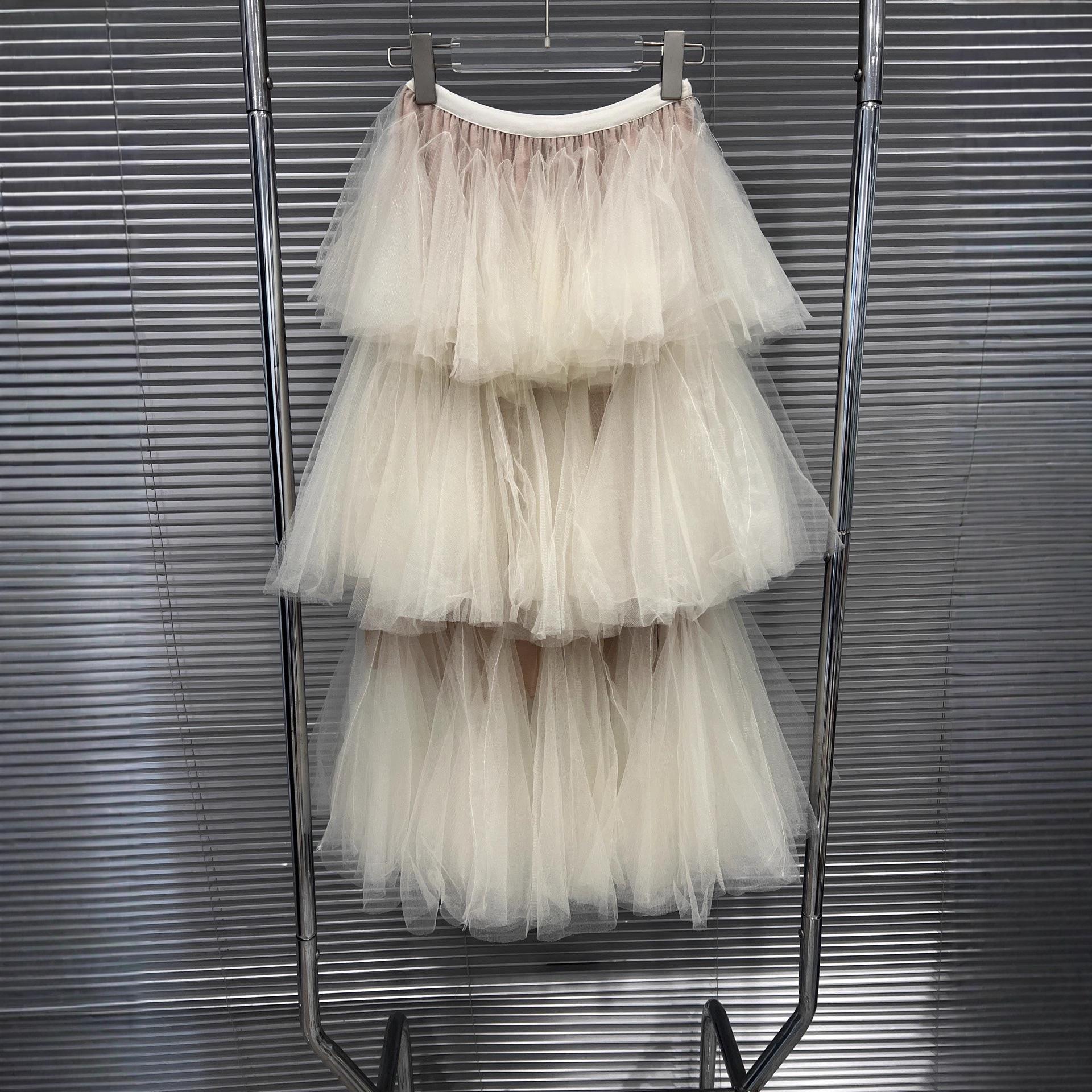 

2025 Autumn/Winter Retro High-Waisted Slimming Layered Mesh Skirt One Size светло-бежевый