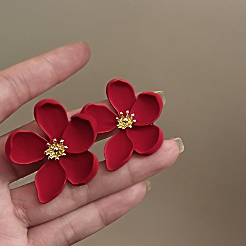 LATS Red White Gold Color Matte Texture Metal Flower Retro Earrings for Women Girl New Design Unique Fashion Zircon Party Gifts