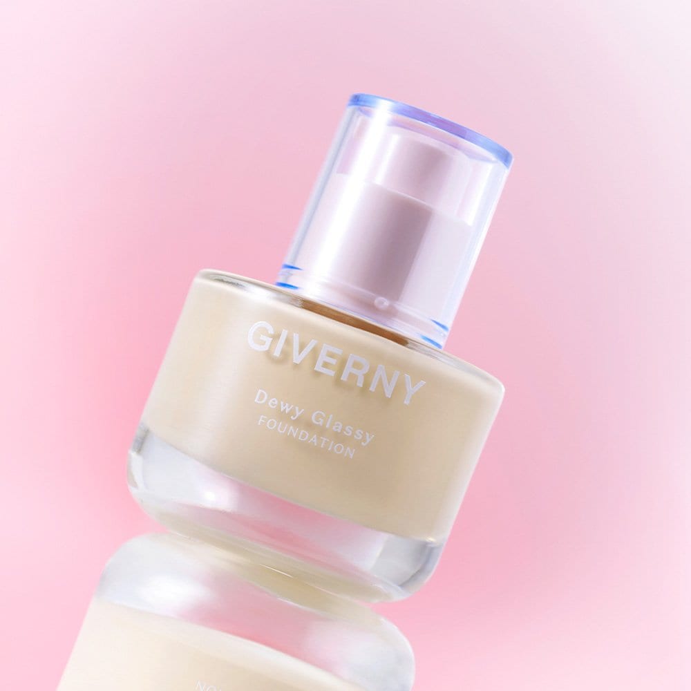 

Giverny Dewy Glass Foundation 30 мл 17C Porcelain