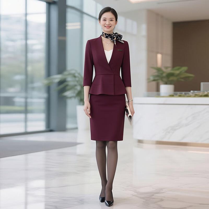 Women's 3/4 Sleeve Three-Piece Professional Suit