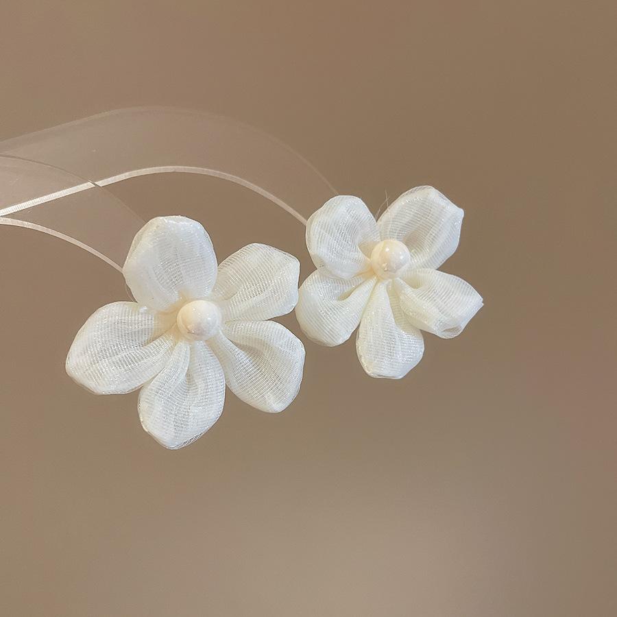 Steel Needle Flower Star Pendant Earrings Sweet Niche Temperament Earrings Exquisite Versatile Fashion High-end Earrings