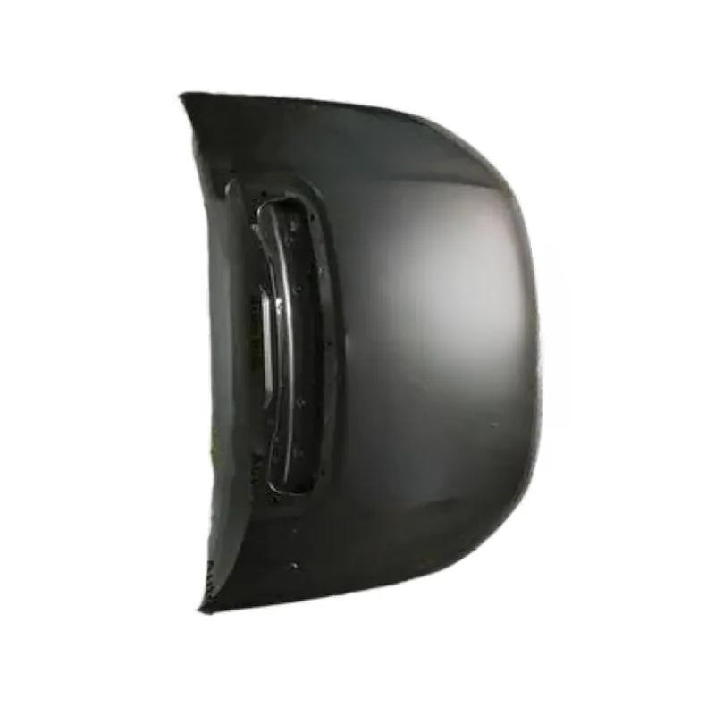 LR061279 fits the 2015 Land Rover Discovery Sport's engine cover.