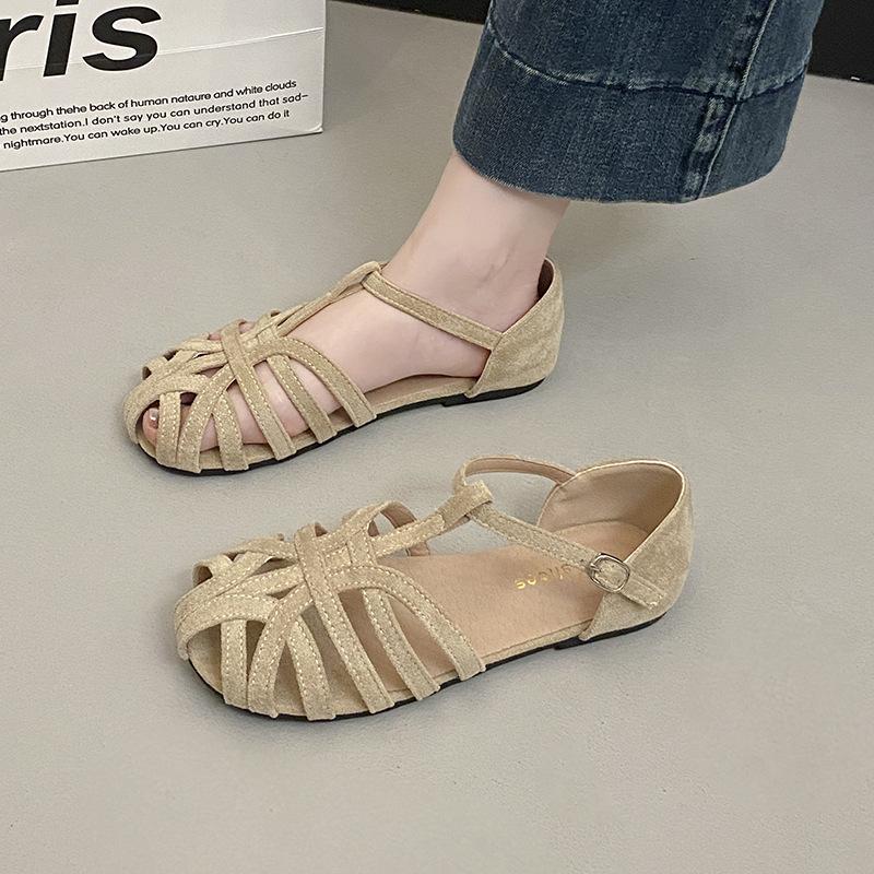 Flat-soled sandals women's summer new hollowed-out bag head sandals woven retro soft-soled niche sandals women