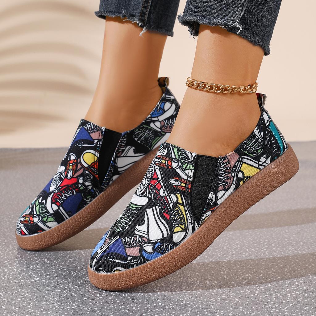 Fashion Women Sneakers Large Size Casual Slip-On Sneakers Women Fashion Round Toe Flat Colorful Women Shoes Spring Summer New Loafers