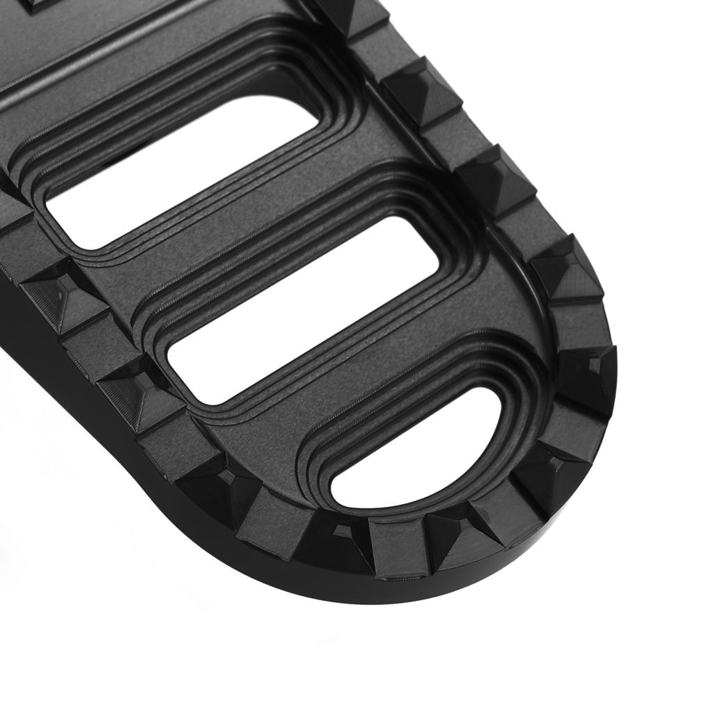 Rear Footrests Foot Peg Fit for Sportster S Breakout Lower Rider Softail Slim