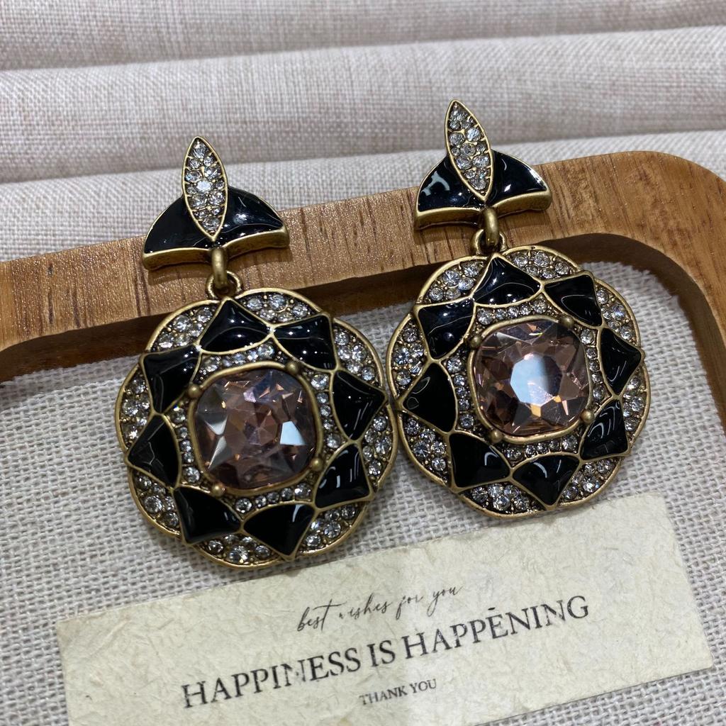 Medieval Vintage Black Gemstone Earrings, Simple Retro Premium Earrings, Crystal Diamond Enamel Earrings.