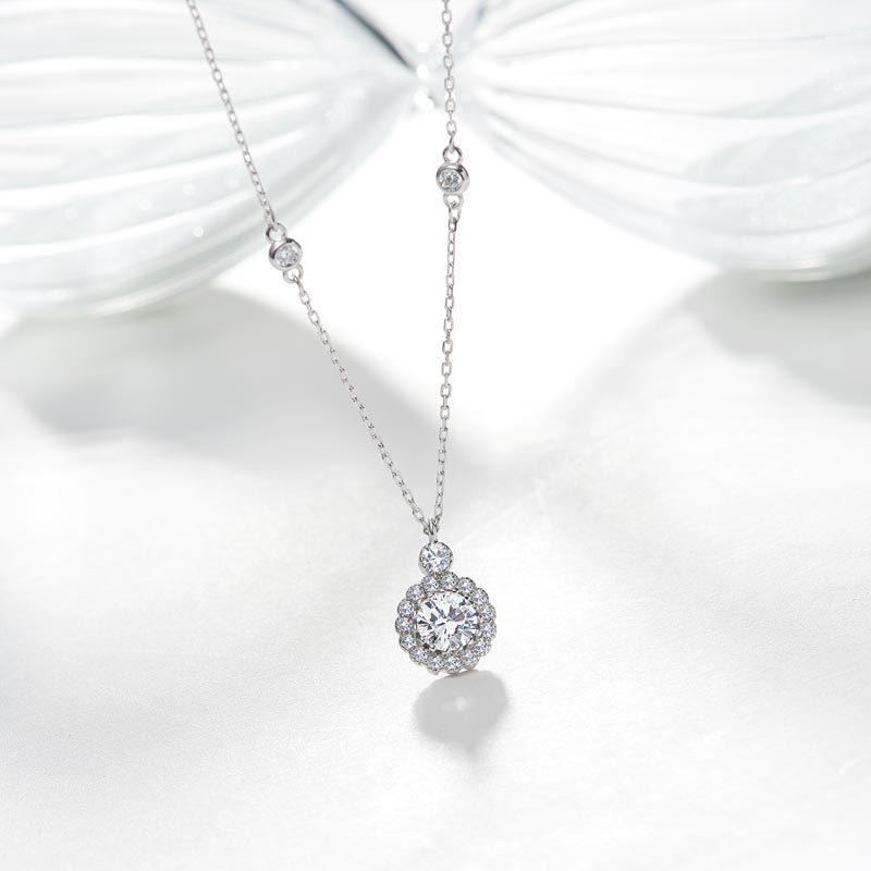 

Ожерелье «Сияющее сердце» для женщин, модное, легкое, роскошное, индивидуальное, нишевое, высококлассное, дизайнерское, инкрустированное бриллиантами