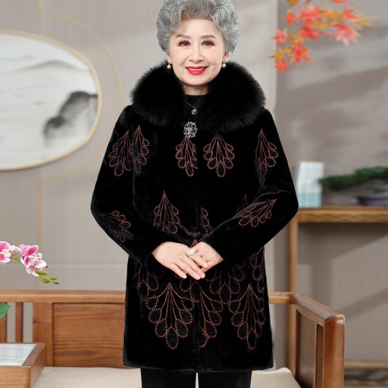 Middle-aged elderly winter coat women's fleece thickened winter cotton-padded coat grandma golden velvet coat elderly clothes