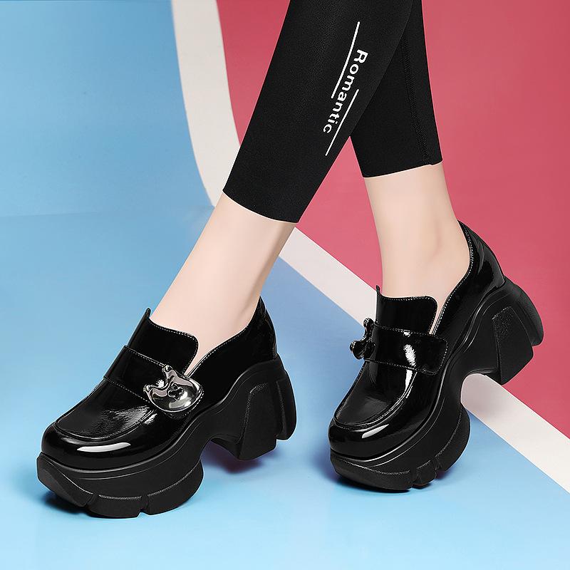 

(currently not replenished) The height of women s shoes in the British style has increased in cm. The new thick-soled muffin in spring 35