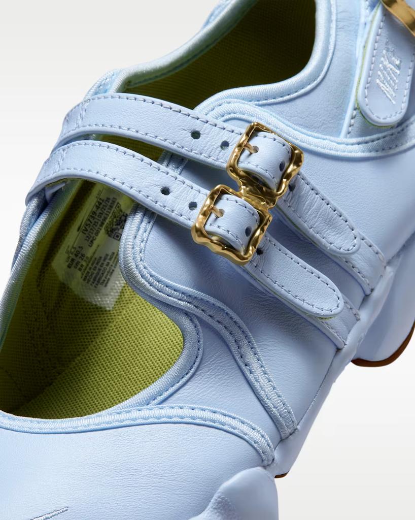 IV5739-441 Nike Air Rift "Celestine Blue" (Women's)