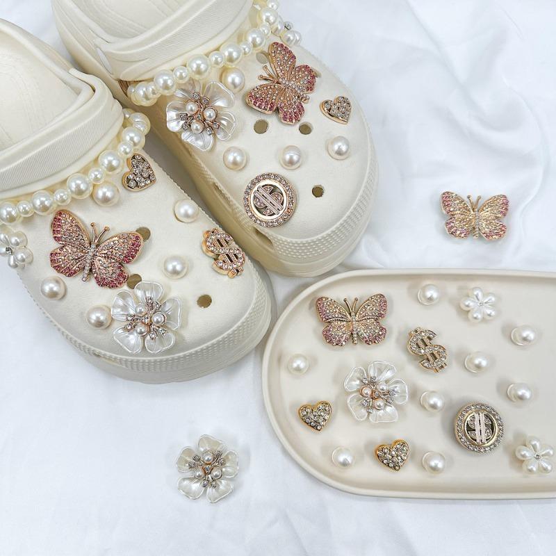 21PCS Fashion Shoe Charms Set Accessories Hole Shoe Buckle Diamond Butterfly White Flower Pearl Chain DIY 3D Shoes Decorations