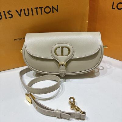 [Gebraucht] Bobby Abnehmbarer Verstellbarer Schultergurt Magnetische CD-Schnalle Glattes Kalbsleder Handtasche Schultertasche Umhängetasche - Sehr Gut #XS46TB