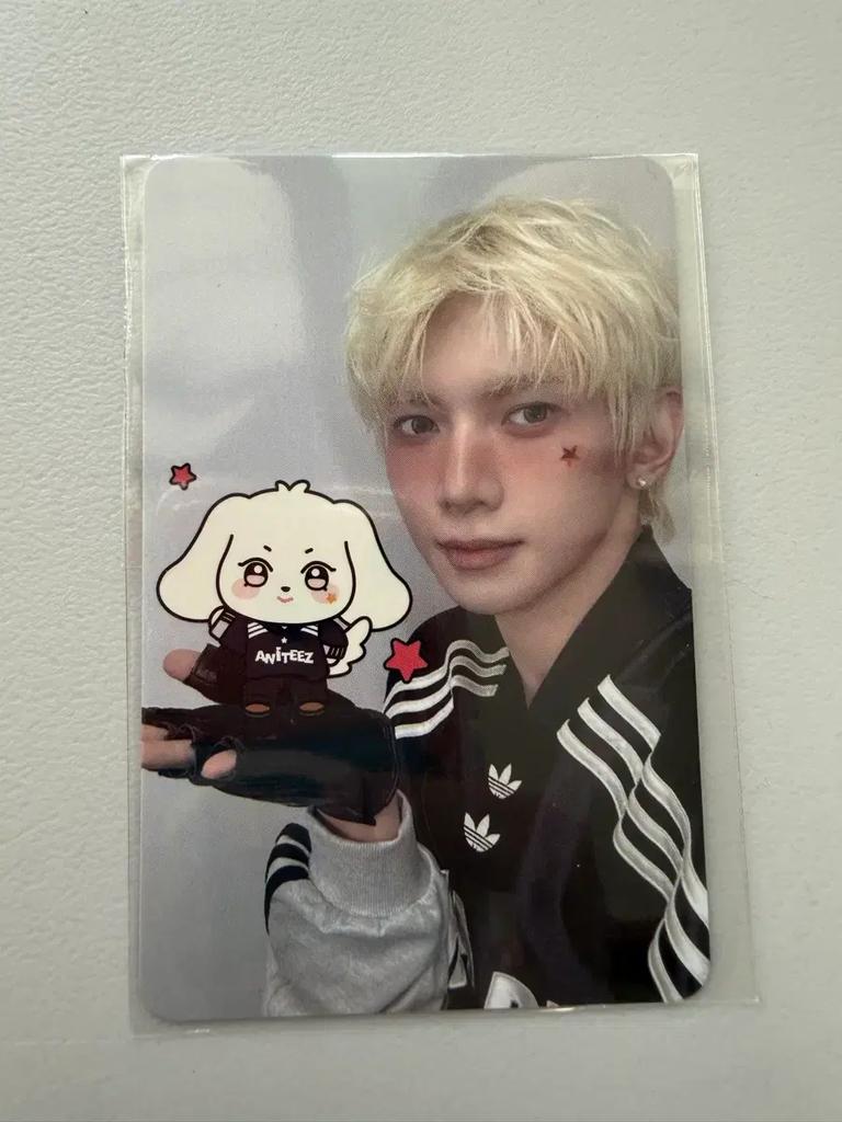 ATEEZ Photocard (Aniteez in Color)