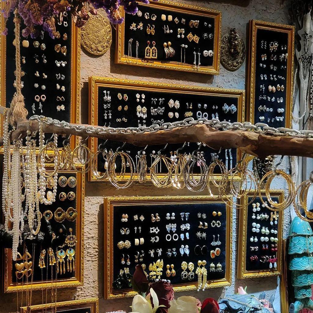 Boucles d'oreilles vintage ovales à effet vieilli en huile goutte à goutte en forme de C pour femmes - Boucles d'oreilles rétro de luxe léger