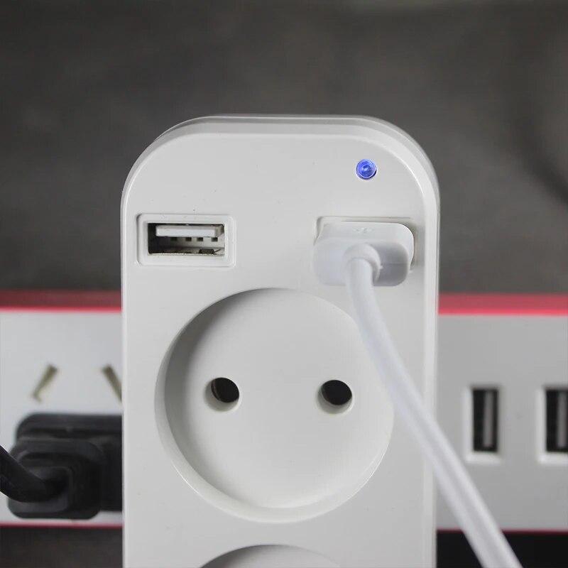 1ks European Plug Conversion Plug Multifunkční zásuvka Přenosný duální USB port Německý Francouzský Ruský Univerzální zásuvka