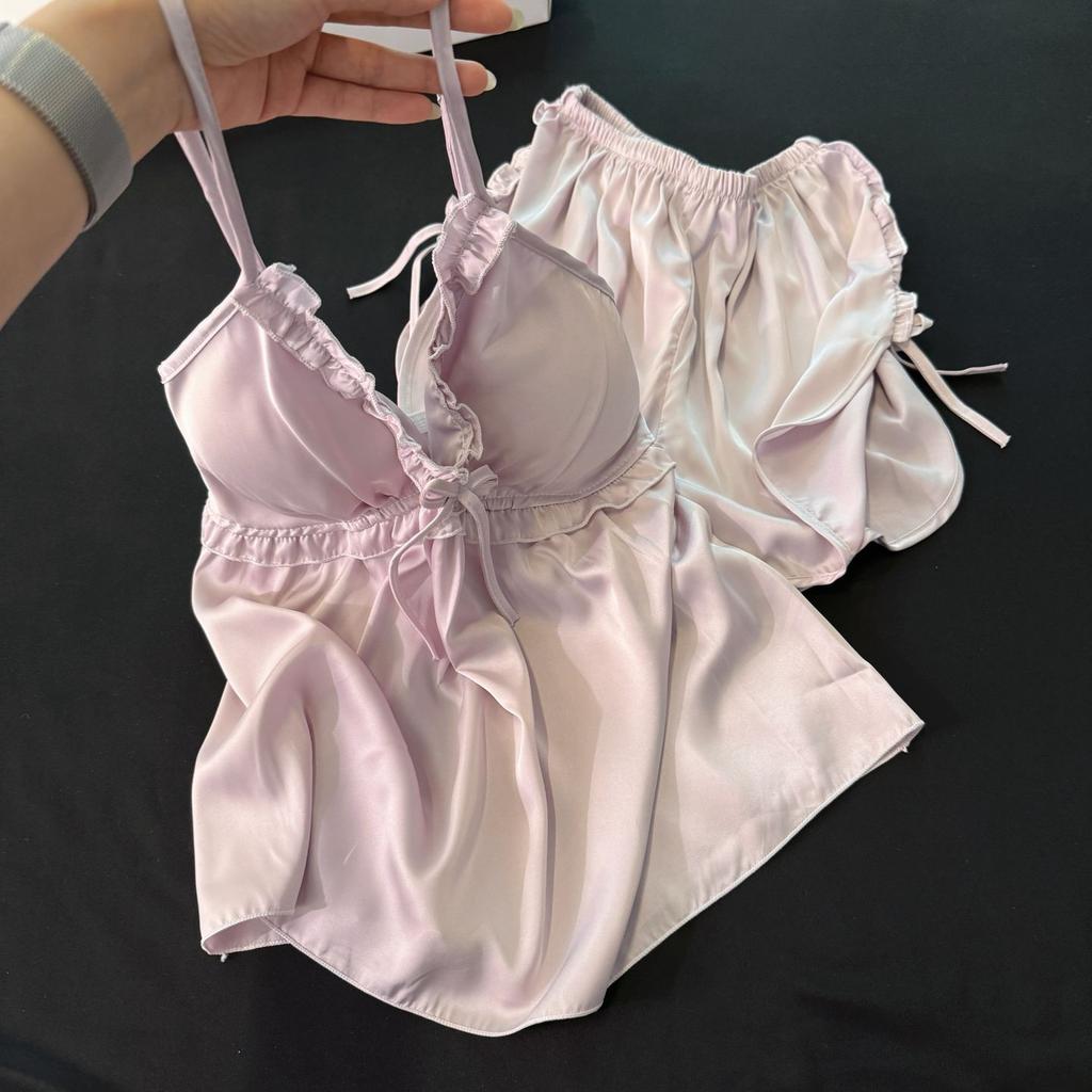 Ice and snow silk sexy women's summer suspender shorts set pure desire wind spring and autumn pajamas ice silk loungewear with chest pad