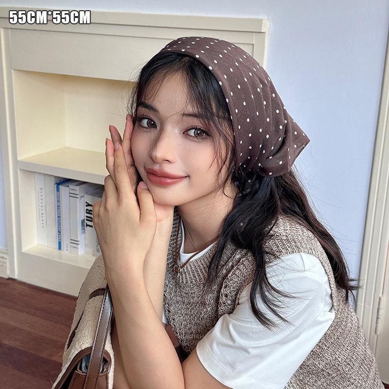 

Polka Dot Silk Scarf Cozy Headscarf Hair Band Hair Tie Fashionable Multifunctional Square Scarf Waist Butt Curtain as the picture